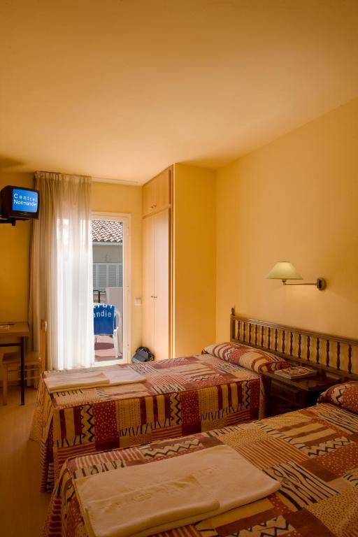Hotel Central Normandie Sitges Rom bilde